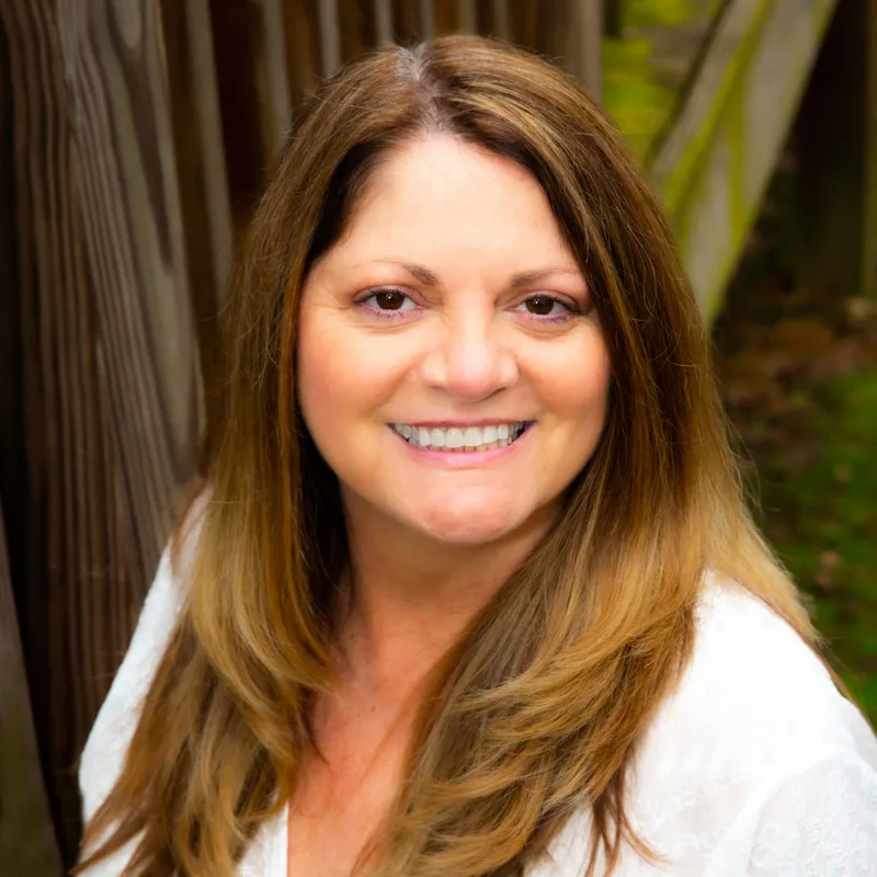 Cindy DePaola, Broker/Owner